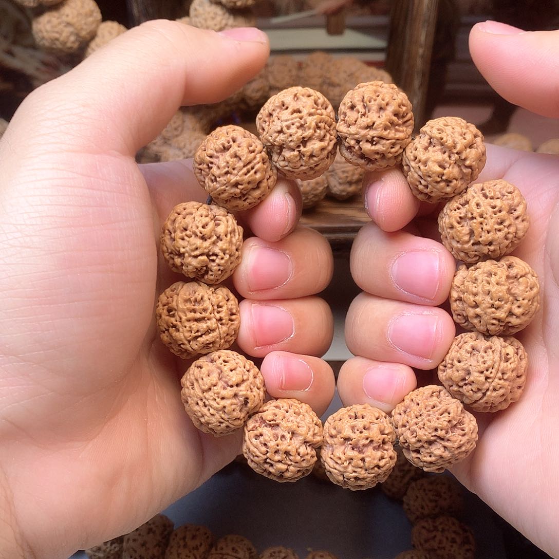 金刚菩提吊坠20。        