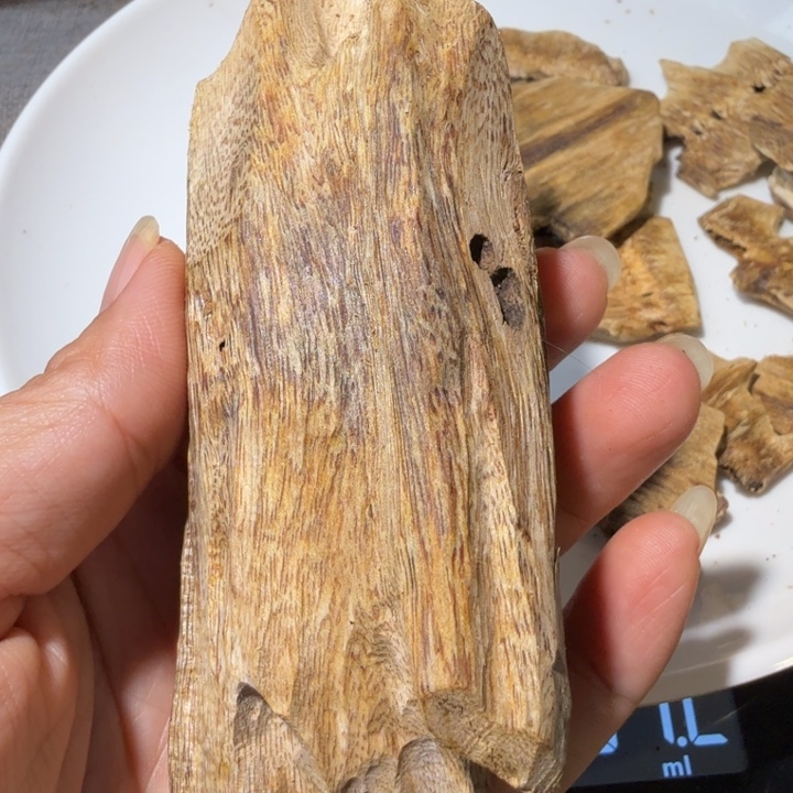沉香沉香碎屑正宗陆河虫漏淳化料56克
