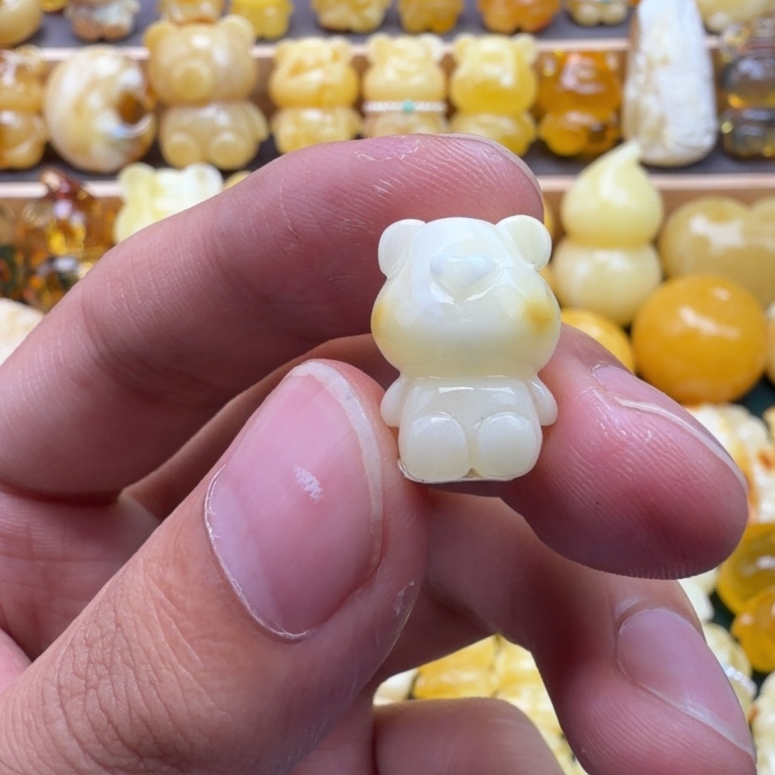 琥珀未镶嵌裸石蜜蜡
