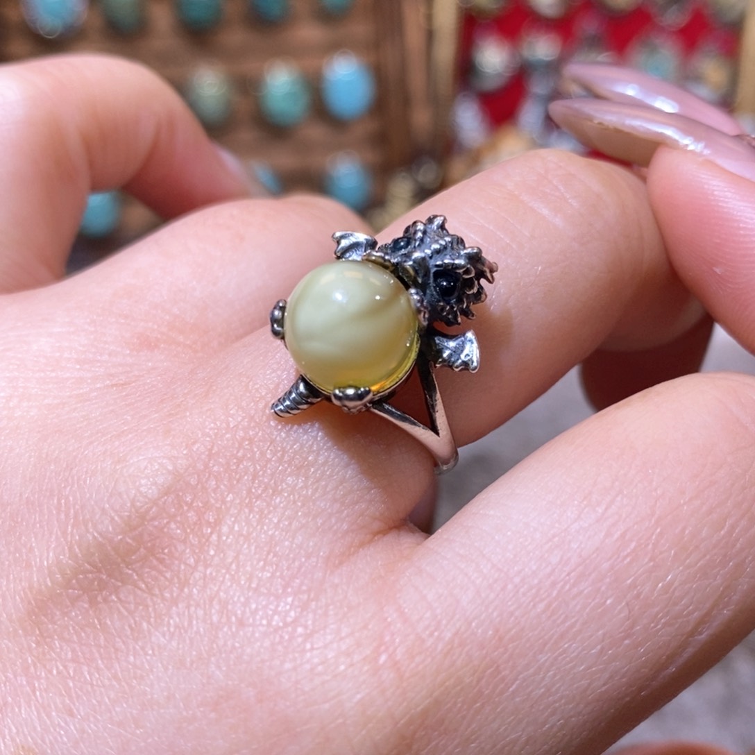 琥珀戒指银S925镶嵌戒指