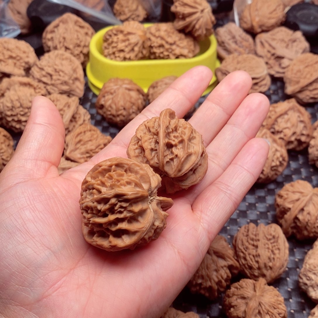 吊坠桃核¹****࿐文玩核桃