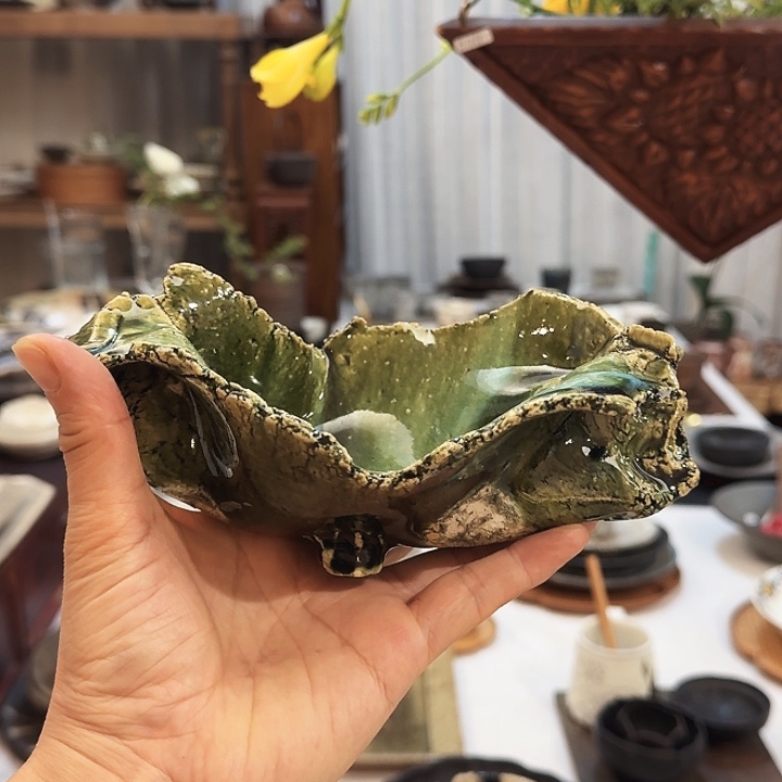 哇****比日本高端陶瓷器皿