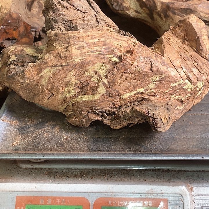 花梨木类7**8海南黄花梨