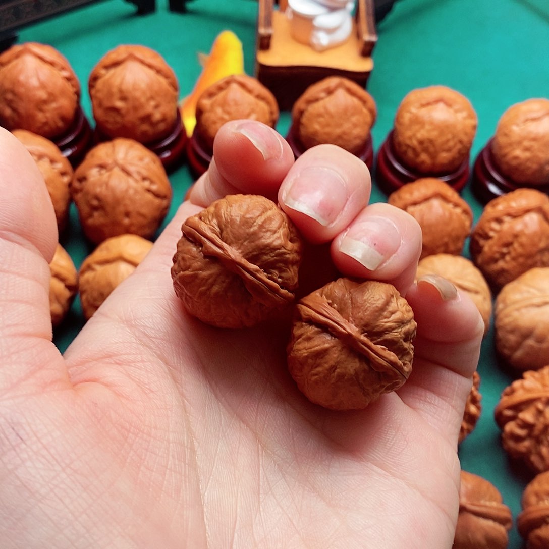 文玩核桃把件磨盘元宝