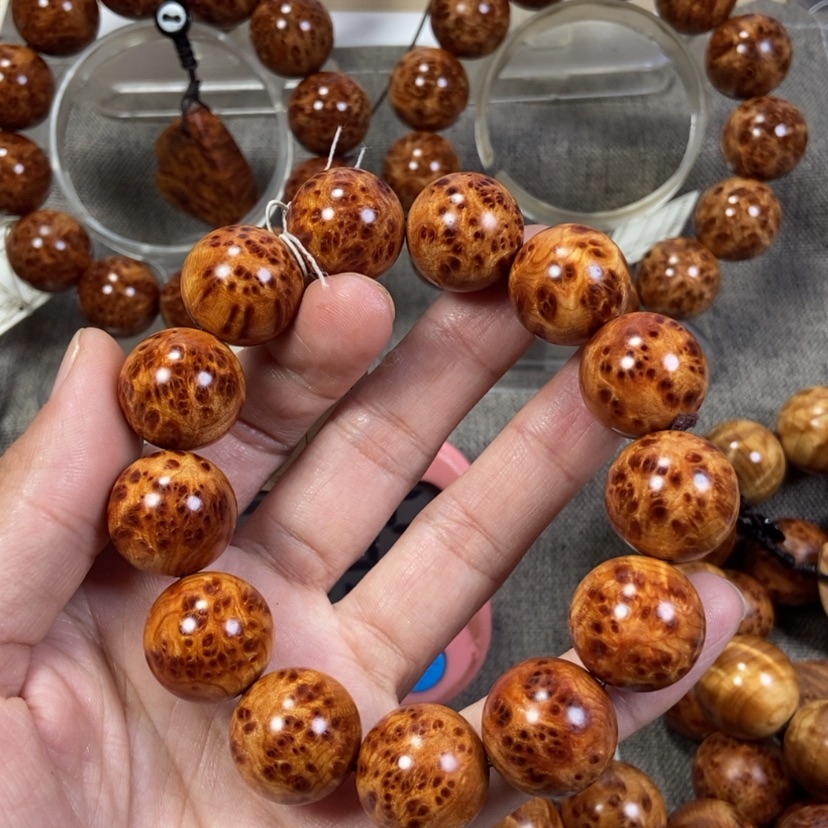 【闪购商品】柏木（崖柏）手串/手链开**刻