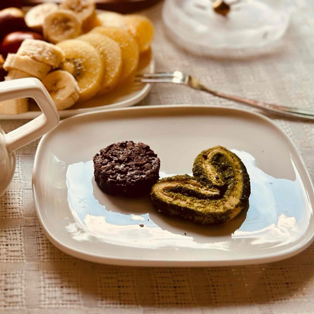 【AD家】17*13.5CM 方形甜品盘 家用面包盘 早餐盘 陶瓷菜盘 两个装