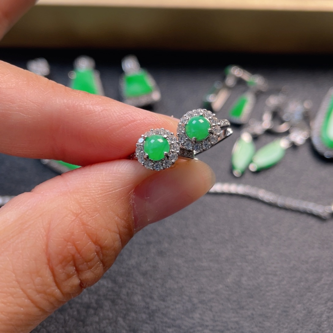 翡翠吊坠(不含链)银S925镶嵌耳包