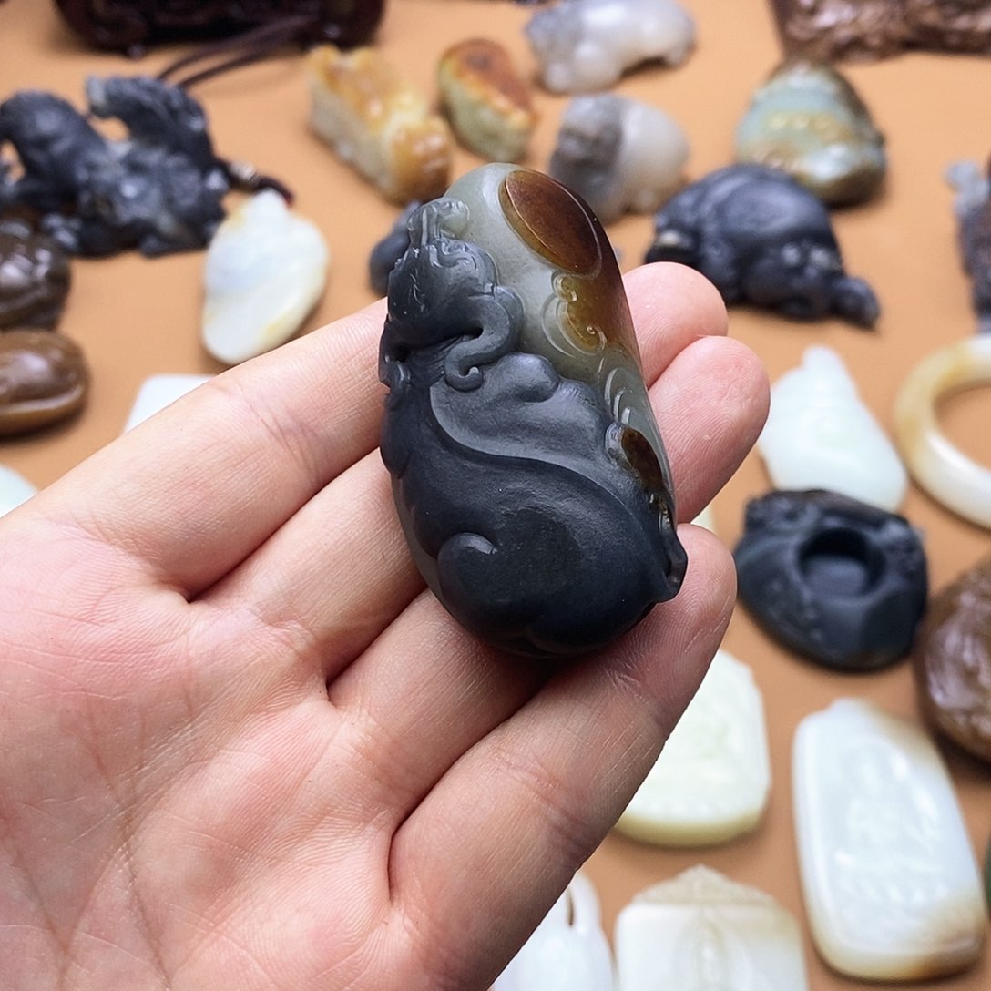 和田玉挂件未镶嵌