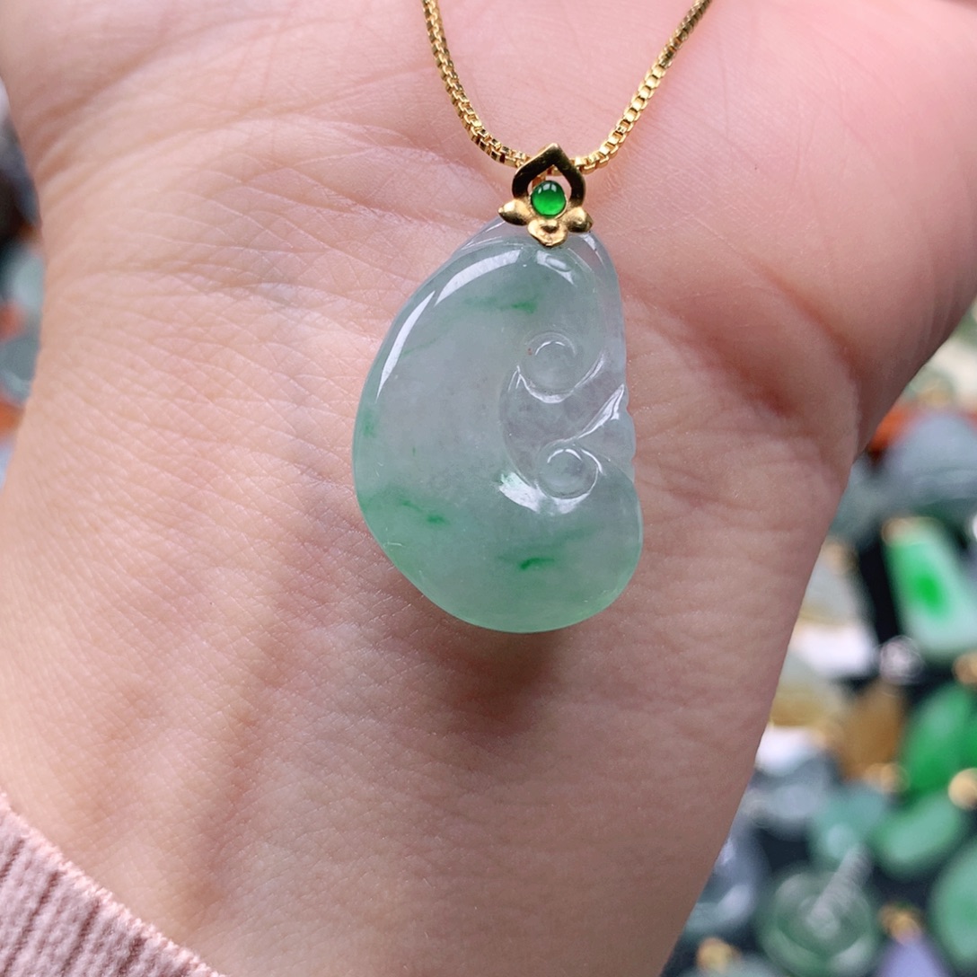 翡翠18K金镶嵌吊坠(不含链)