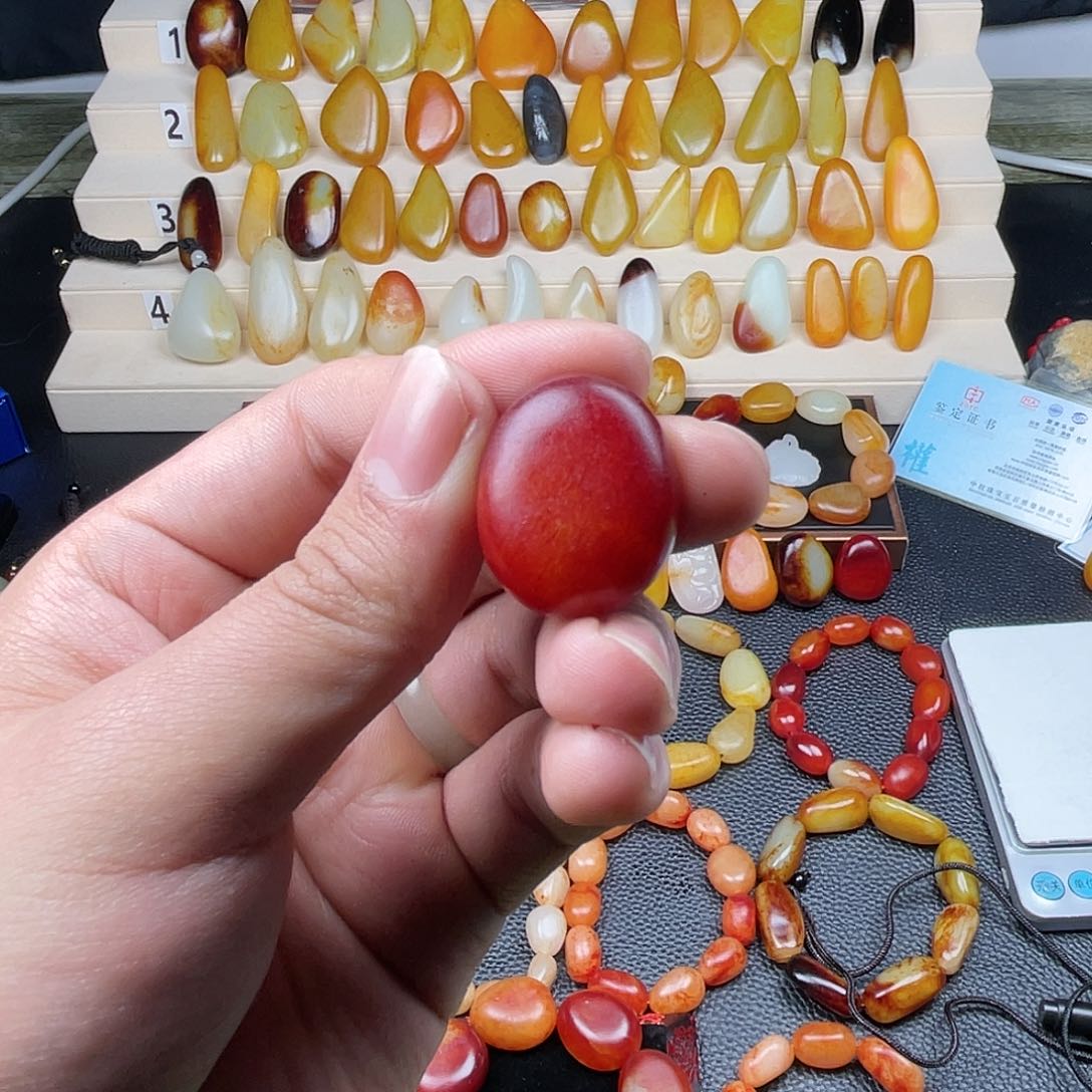 和田玉吊坠(赠链)未镶嵌