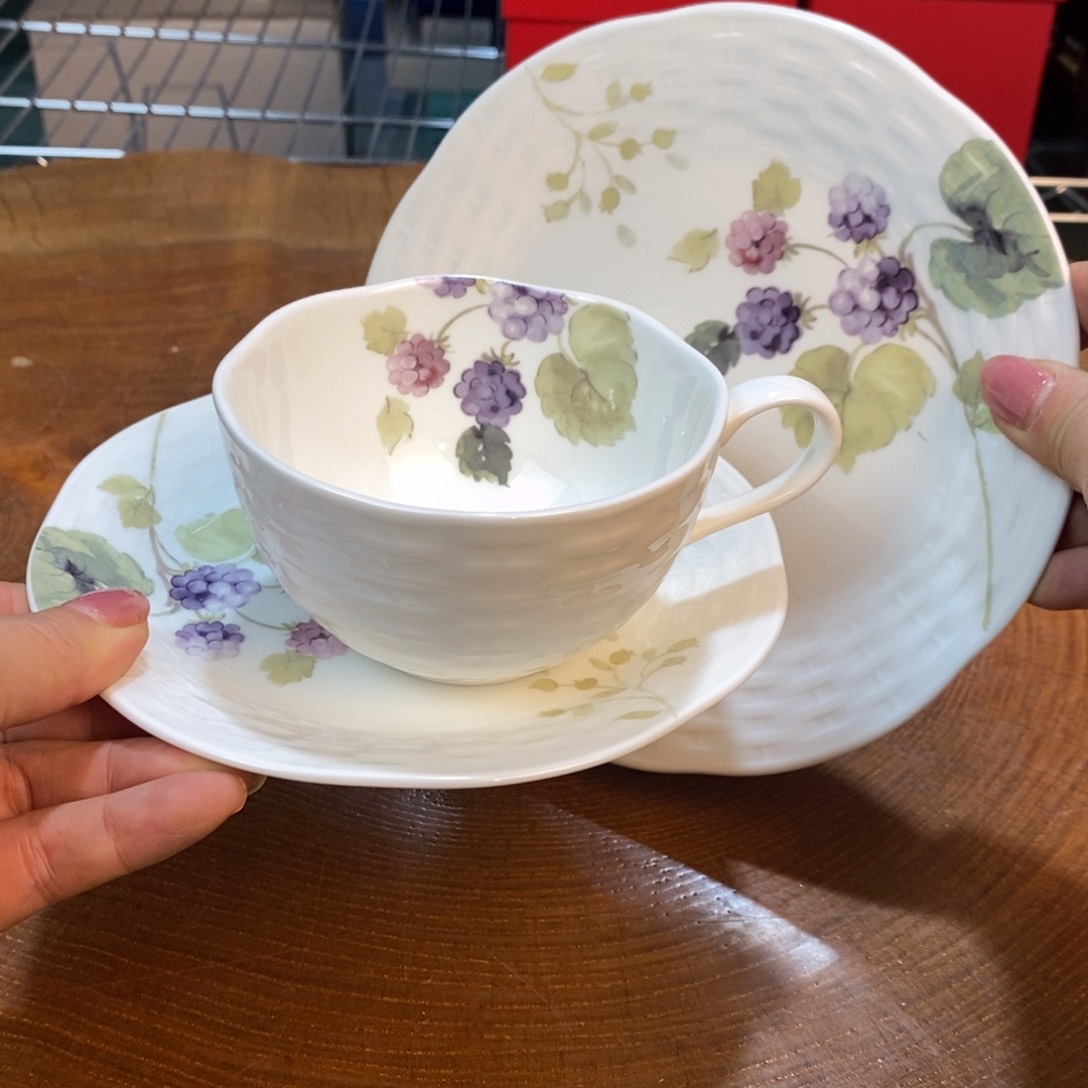 瓷器哈哈哈哈哈哈哈