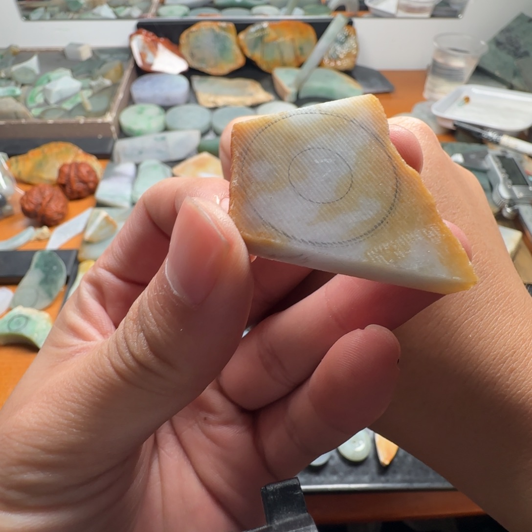 定制翡翠未镶嵌包工