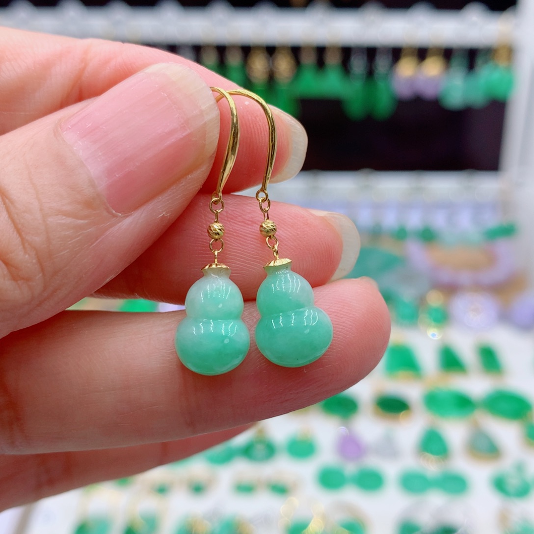 翡翠18K金镶嵌耳饰