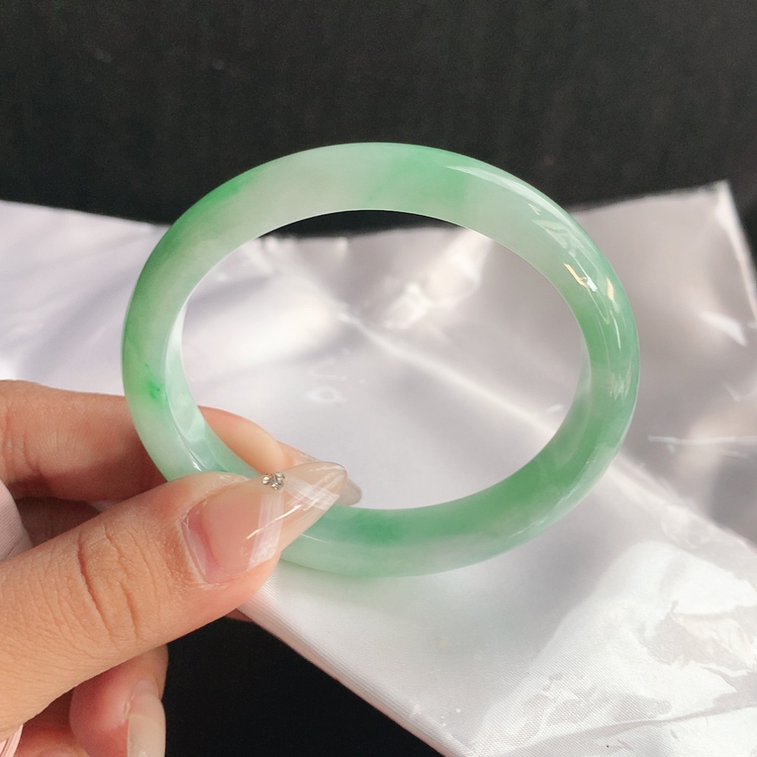 未镶嵌手镯翡翠时**迁5859贵妃