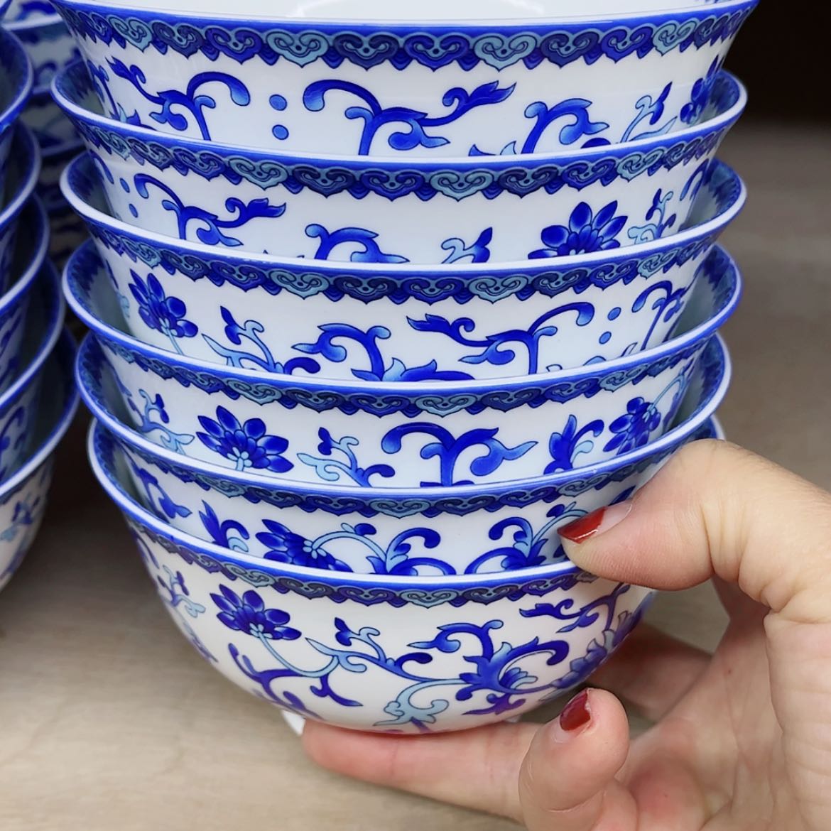 【闪购商品】骨瓷5寸6个…………………………