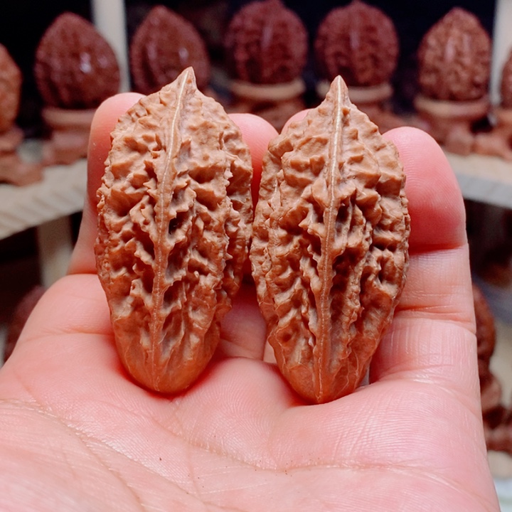 文玩核桃把件龙骨瓜条