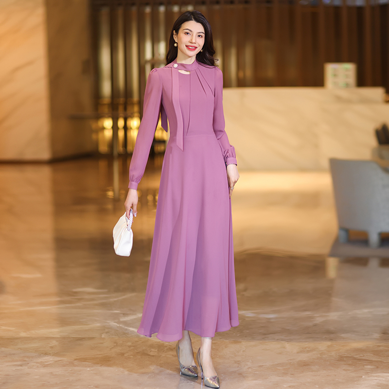 连衣裙2025初秋新款修身显瘦大摆长袖长裙出游洋气时尚设计感裙子