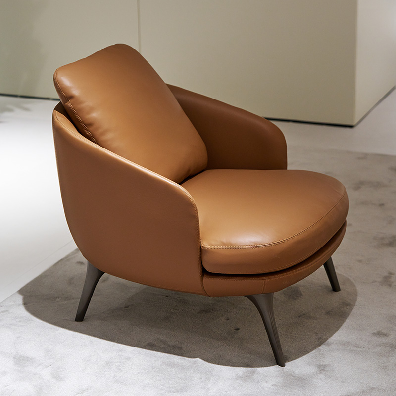 如恩Raphael拉斐尔意式极简风格单人沙发设计师休闲椅单人位CF339