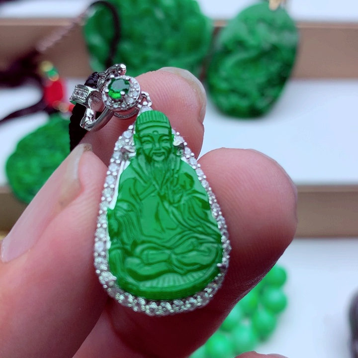 翡翠未镶嵌吊坠(不含链)