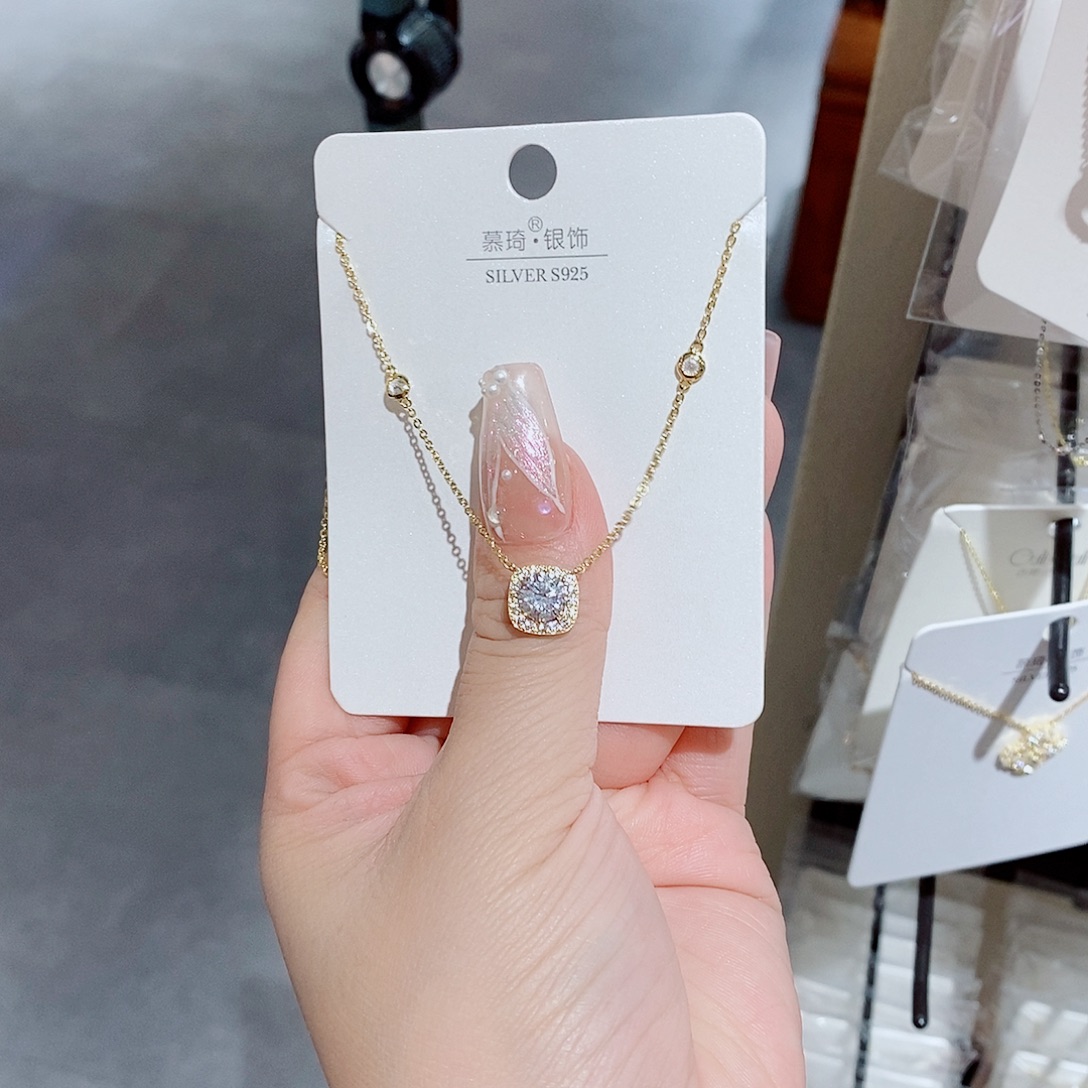 吊坠925银合成立方氧化锆