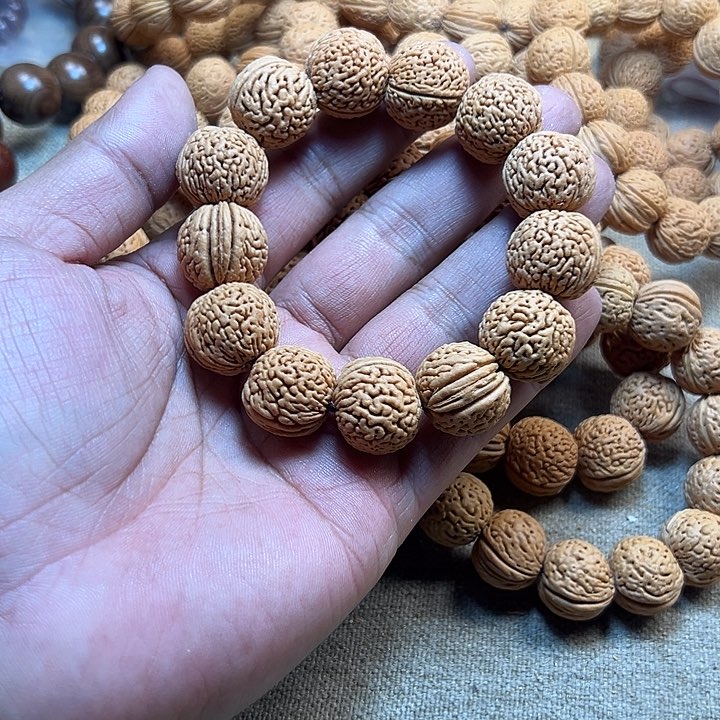 桃核手串好的123456789