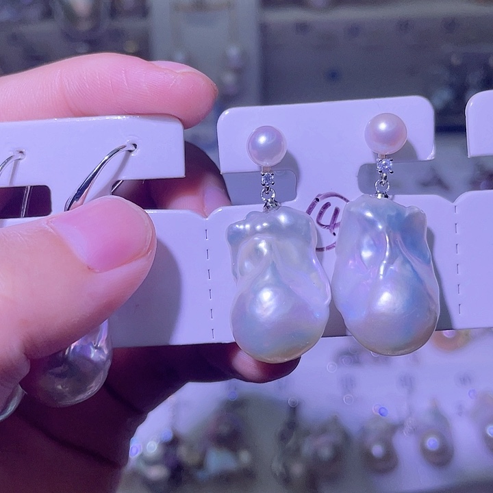 淡水珍珠合金颈饰32