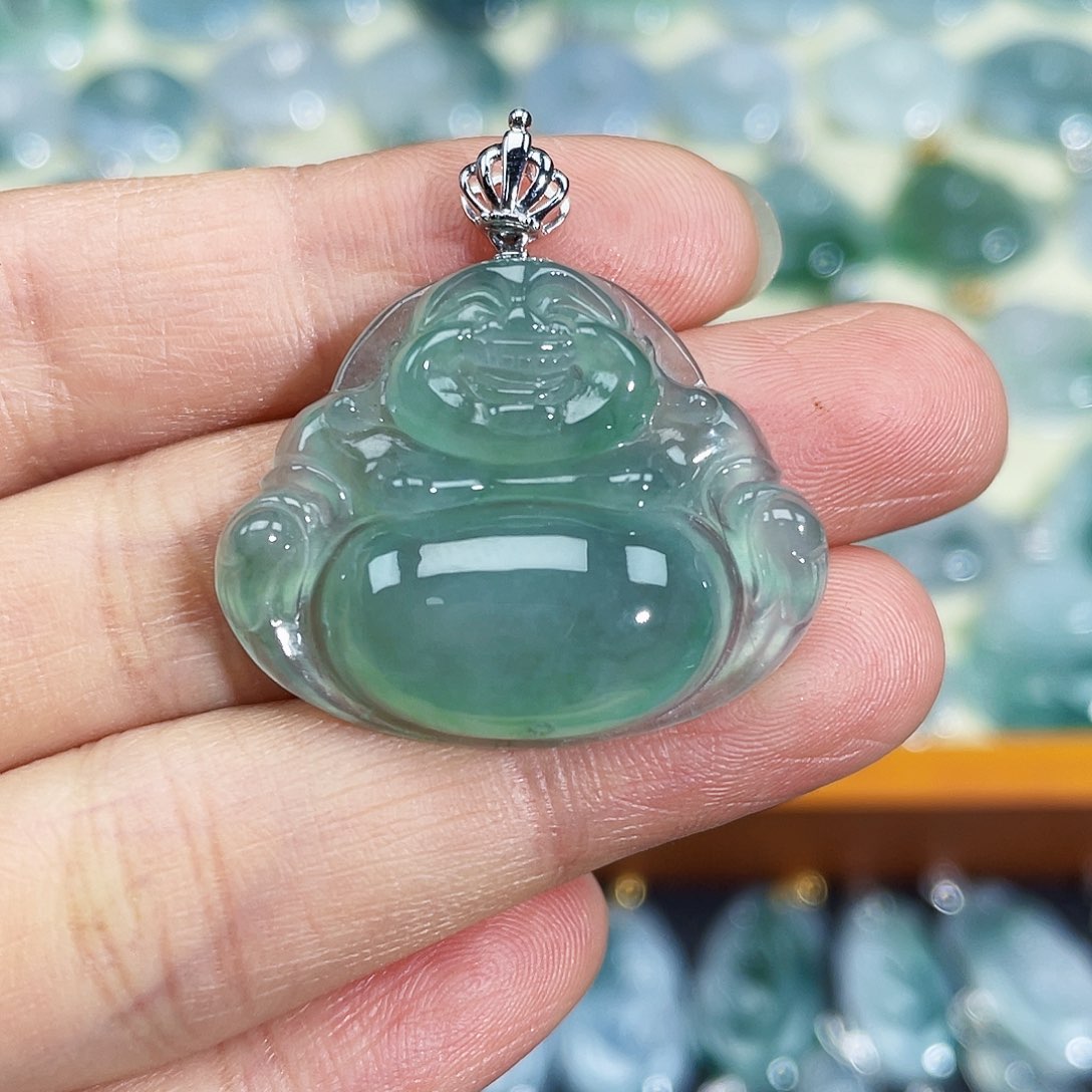 翡翠颈饰18K金镶嵌吊坠