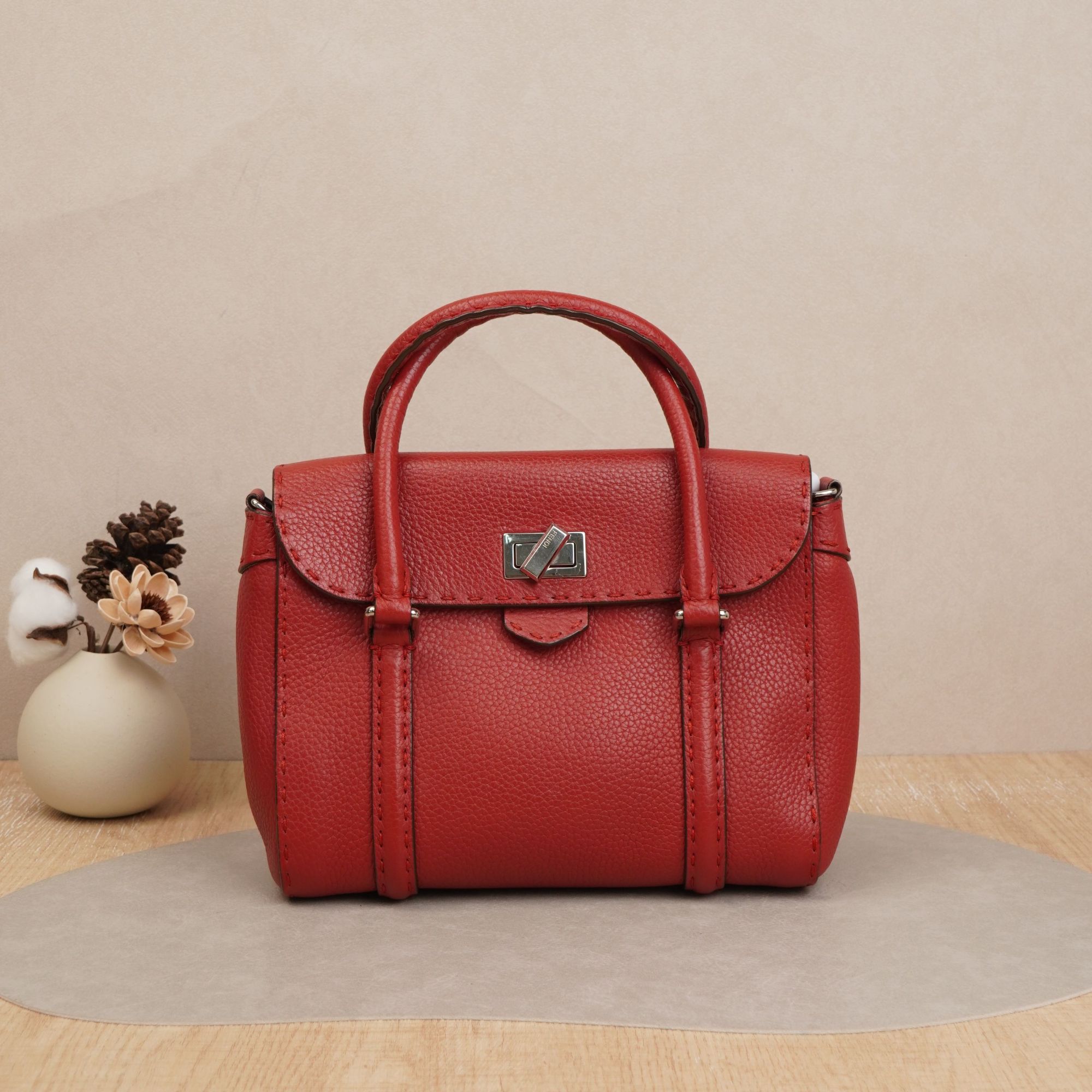 95新 FENDI/芬迪 芬迪单肩包红色牛皮/DS032769