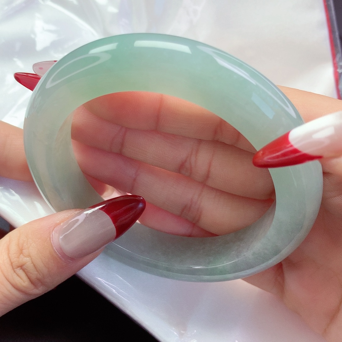 【闪购商品】翡翠手镯未镶嵌a 11280