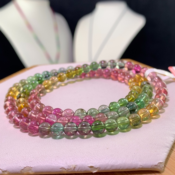 双色碧玺手链未镶嵌