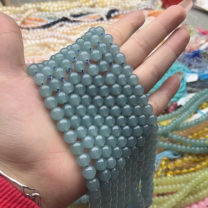 玛瑙/玉髓珠宝半成品未镶嵌一条8mm左右蓝水和田玉