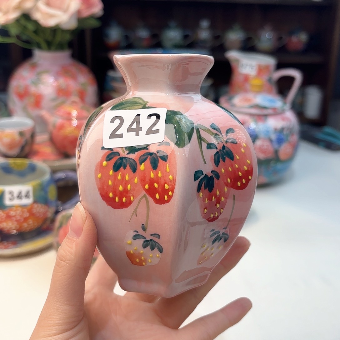 瓷片兔兔好可爱啊我