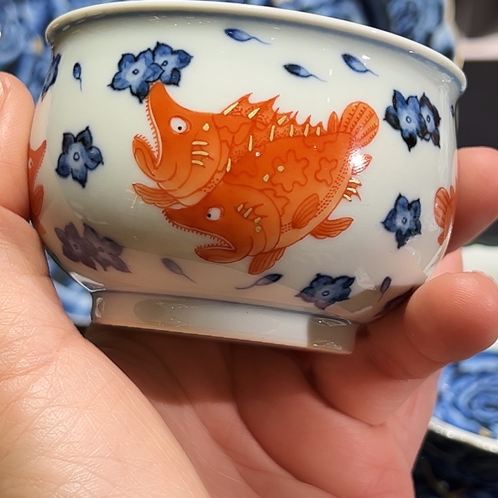 景土造物青花矾红桃花鳜鱼