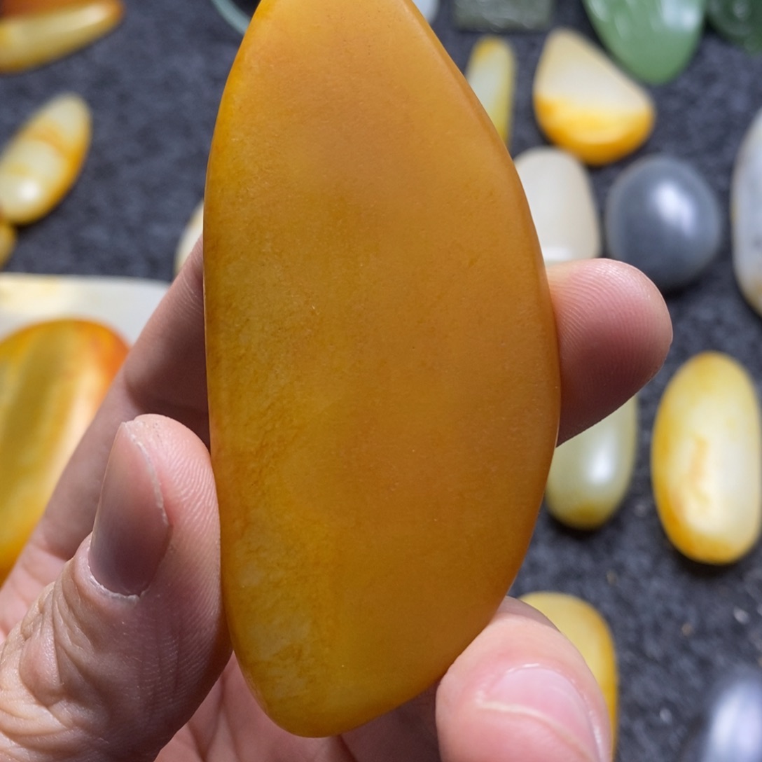 【闪购商品】和田玉颈饰未镶嵌