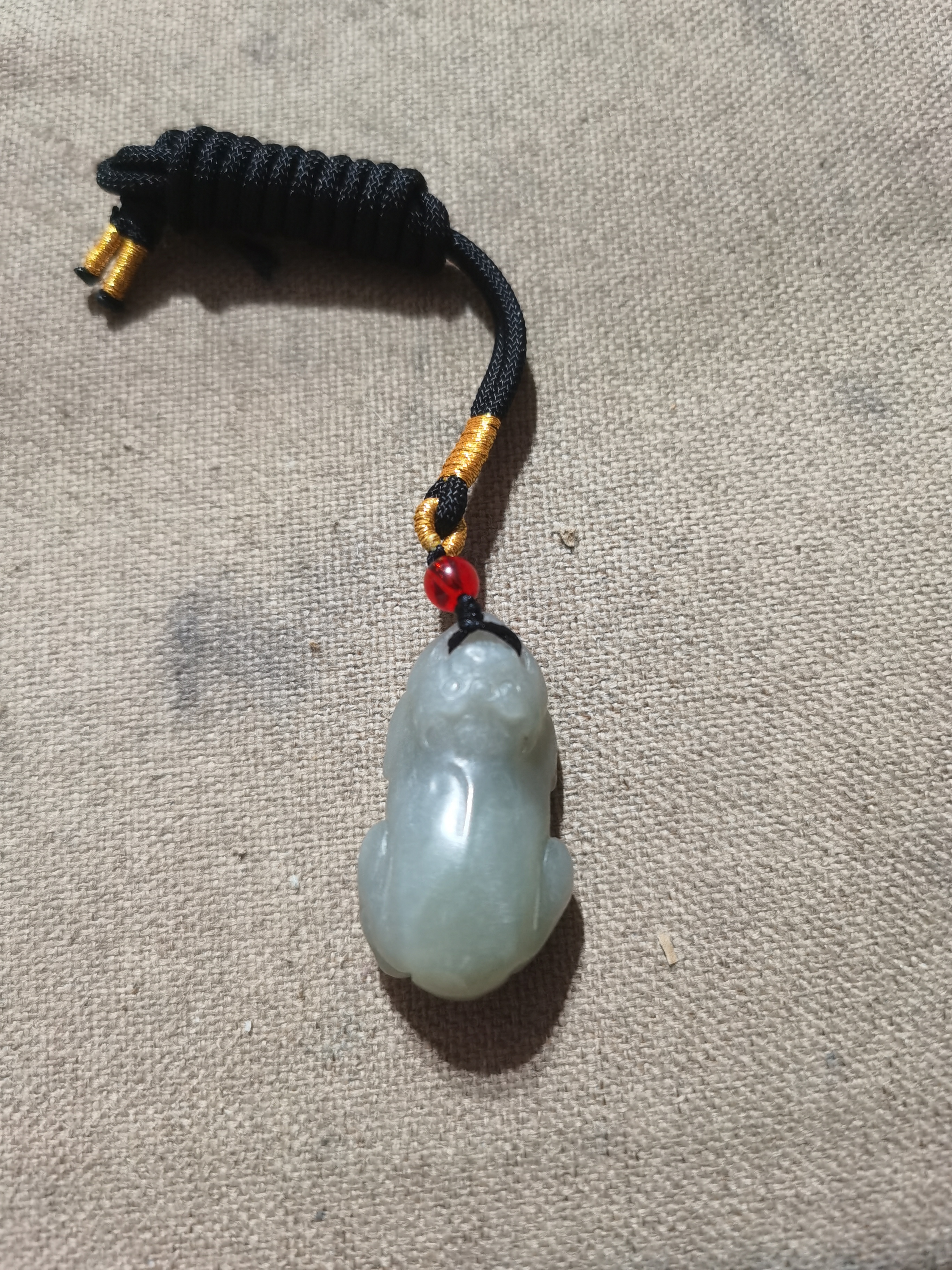 正品天然和田玉貔貅吊坠