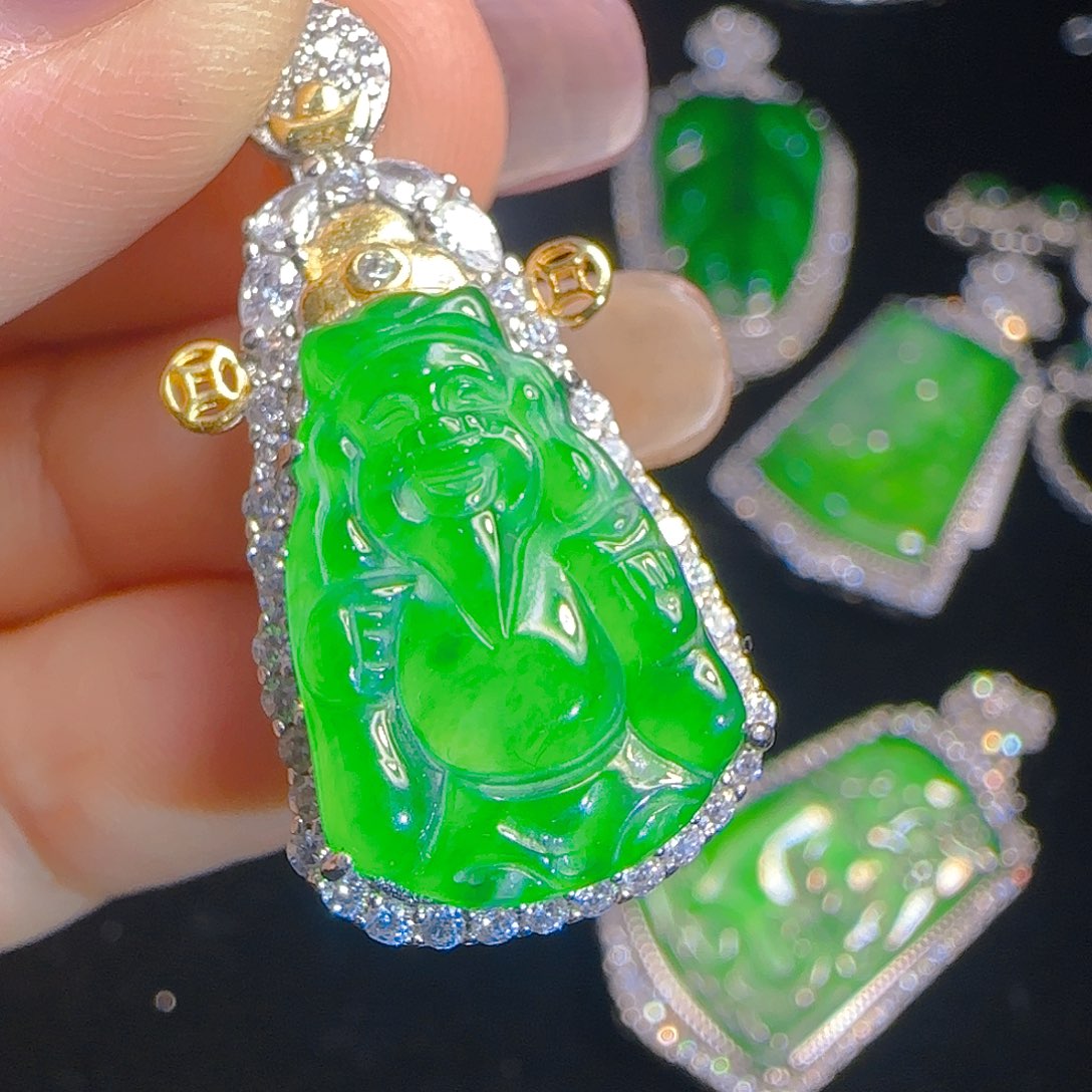 翡翠吊坠(赠链)银S925镶嵌