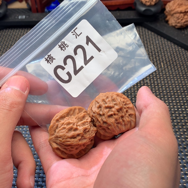 吊坠文玩核桃白蛇骨