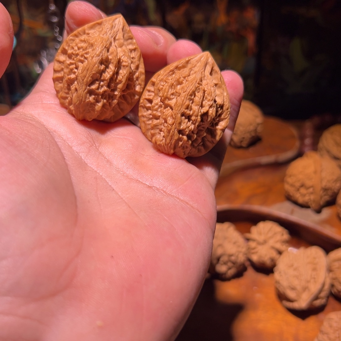 吊坠文玩核桃34➕精修打好底火焰马蹄一对