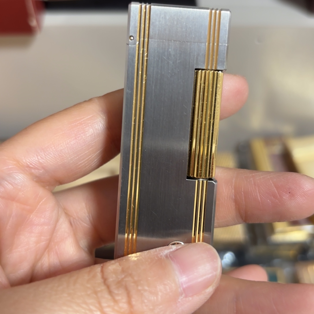 都登卡中古打火机