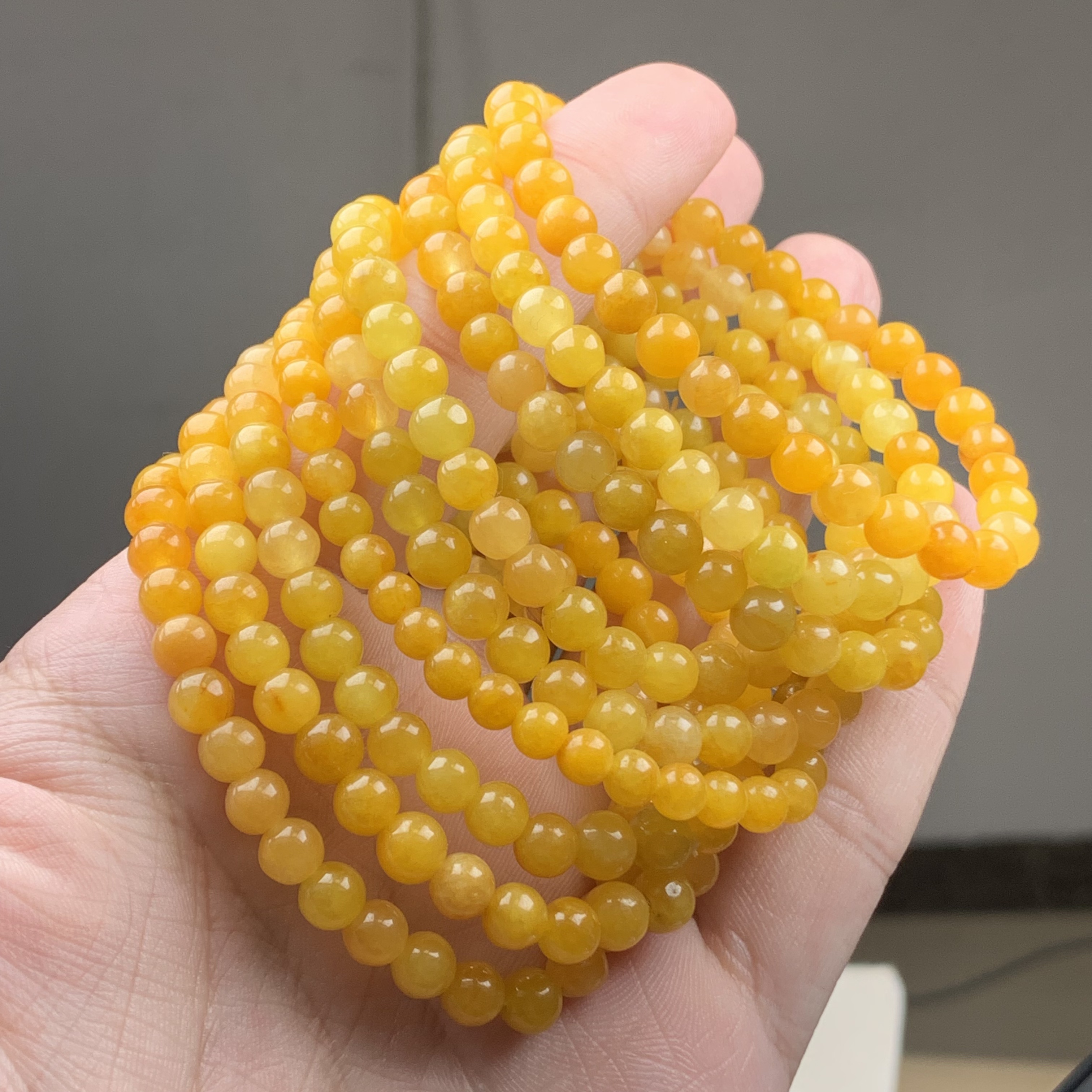 天然缅甸翡翠A货 6mm冰黄手串 多样性发货其一