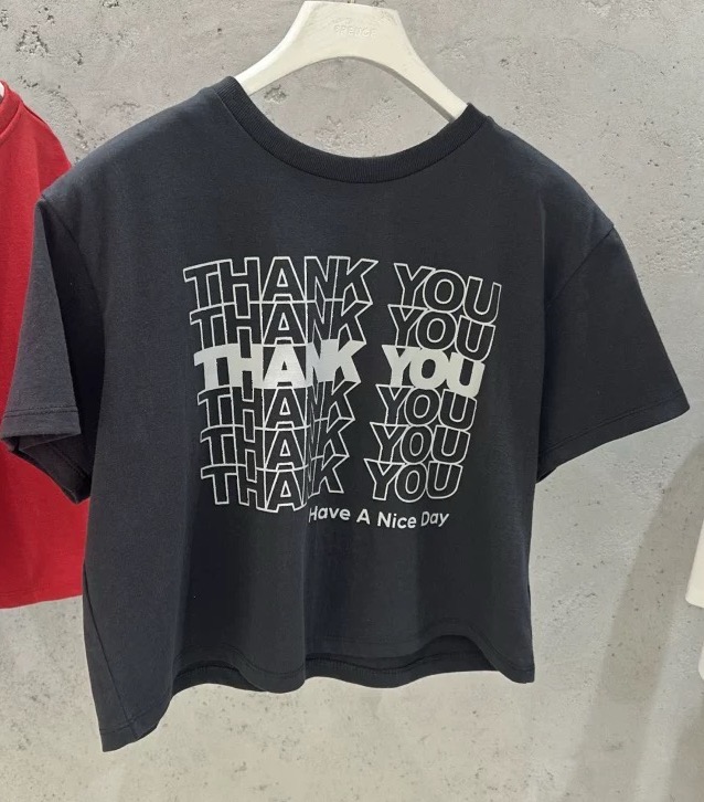 东大门6p字母T恤/NO退换