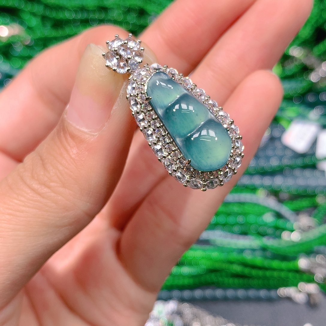 翡翠戒指未镶嵌天然翡翠