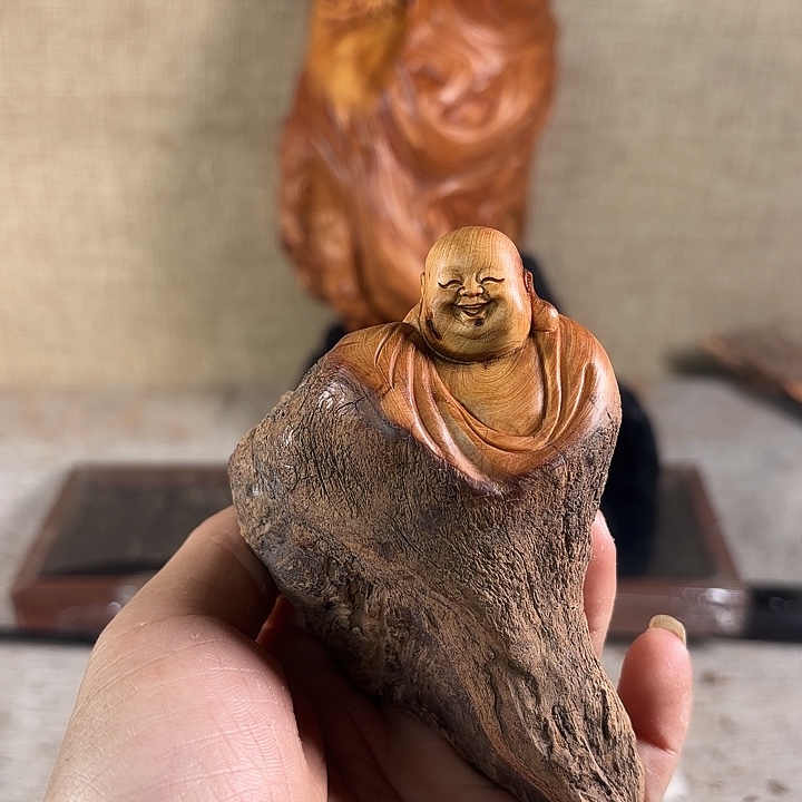 抖***界崖柏崖柏雕刻乐乐