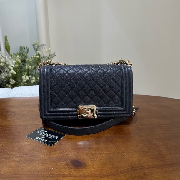 99新 Chanel/香奈儿 中号深蓝Leboy 牛皮 US581717