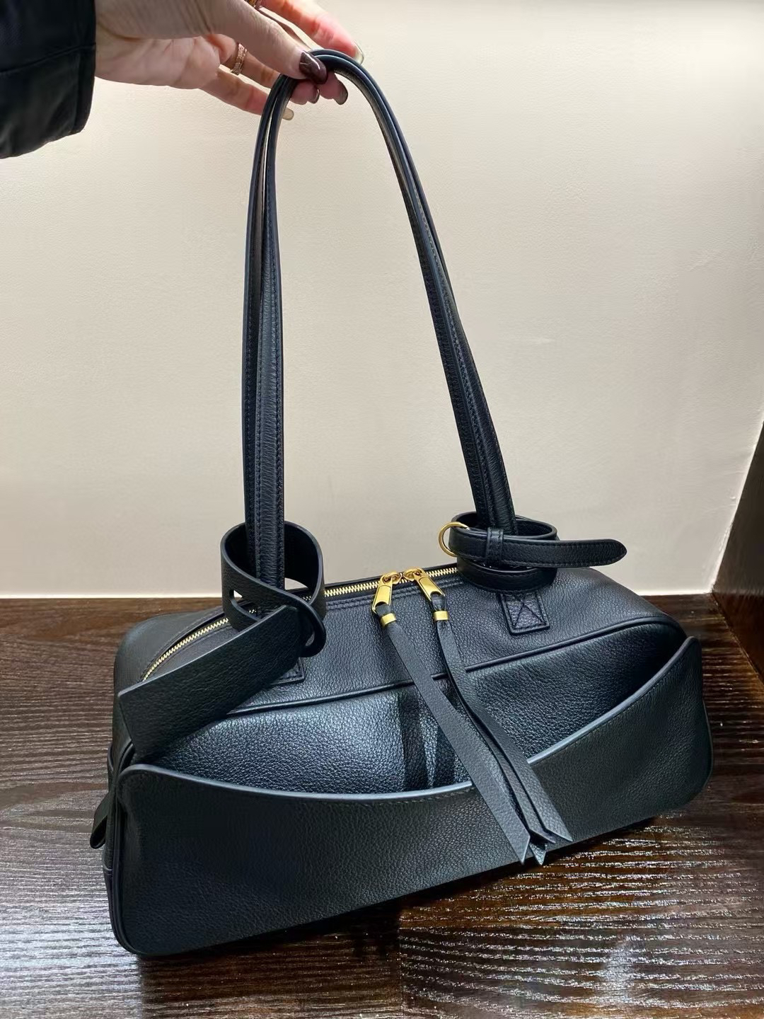 『XIGE STUDIO黑标』进口原厂皮 BL-Carrie 内里羊皮 解构腋下包