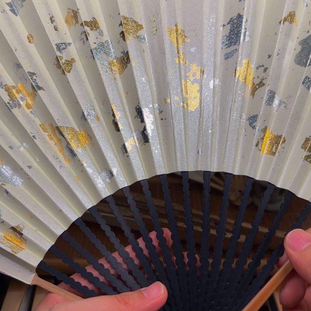 扇子白撒金龙鳞老川料158