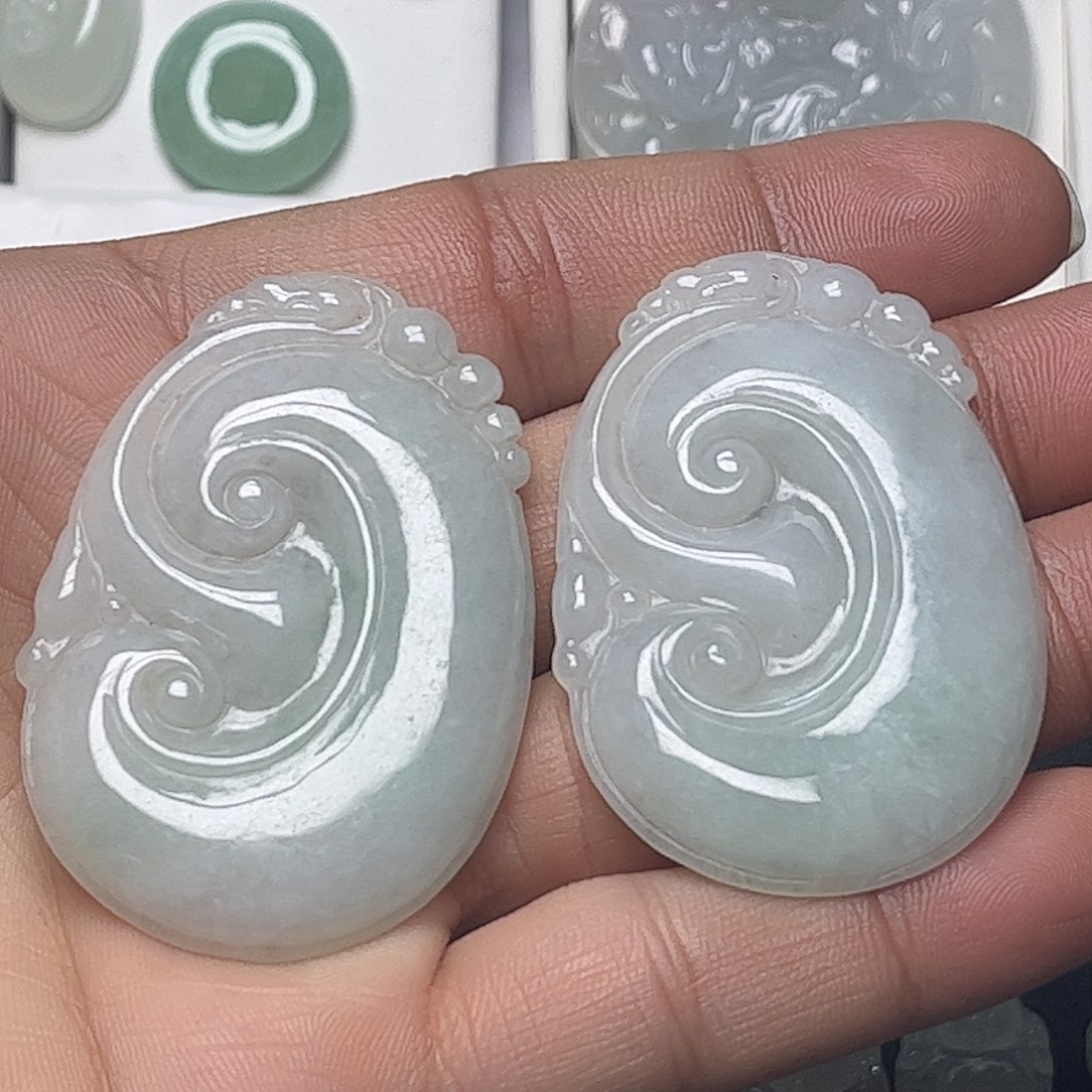 翡翠未镶嵌颈饰缅甸天然翡翠多样性发货发其一