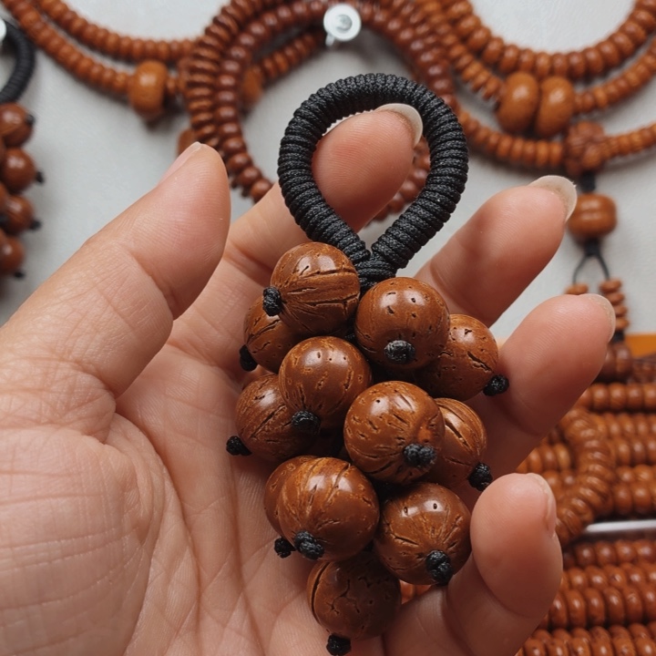 桃木桃核葡萄串15花皮色差18颗