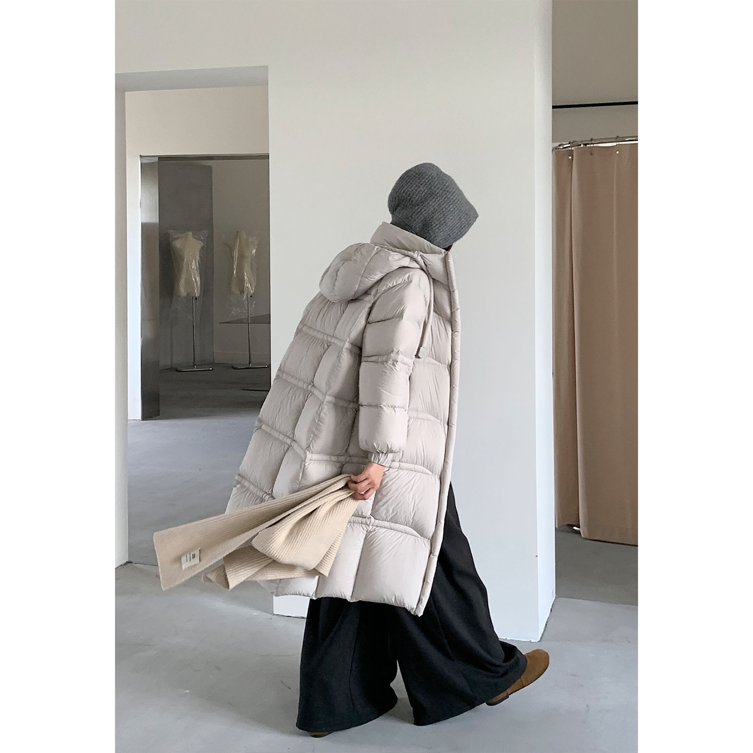 新国标95白鸭绒连帽高级感时尚洋气长款加厚羽绒服