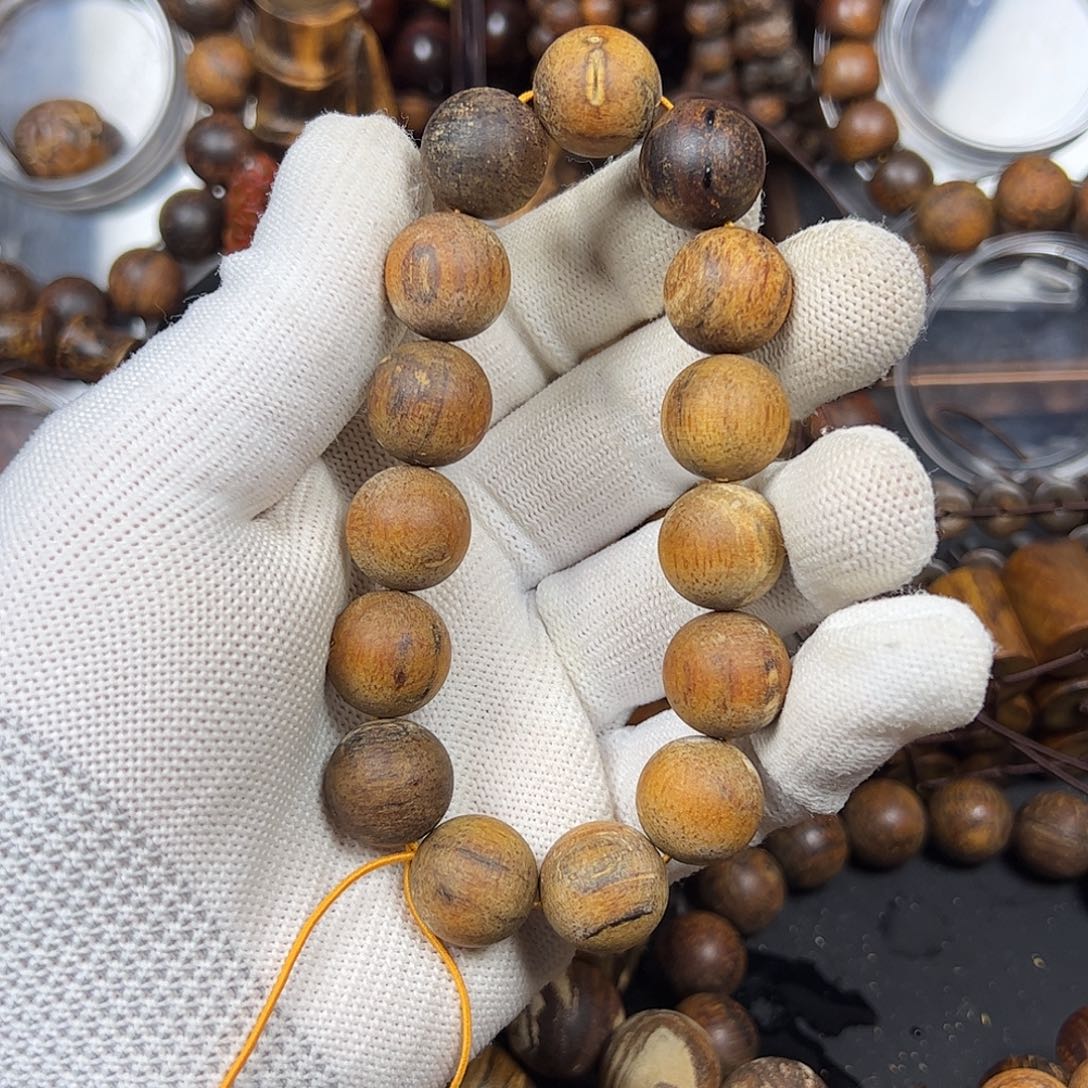 贡木15瑕疵手串定制开播福利